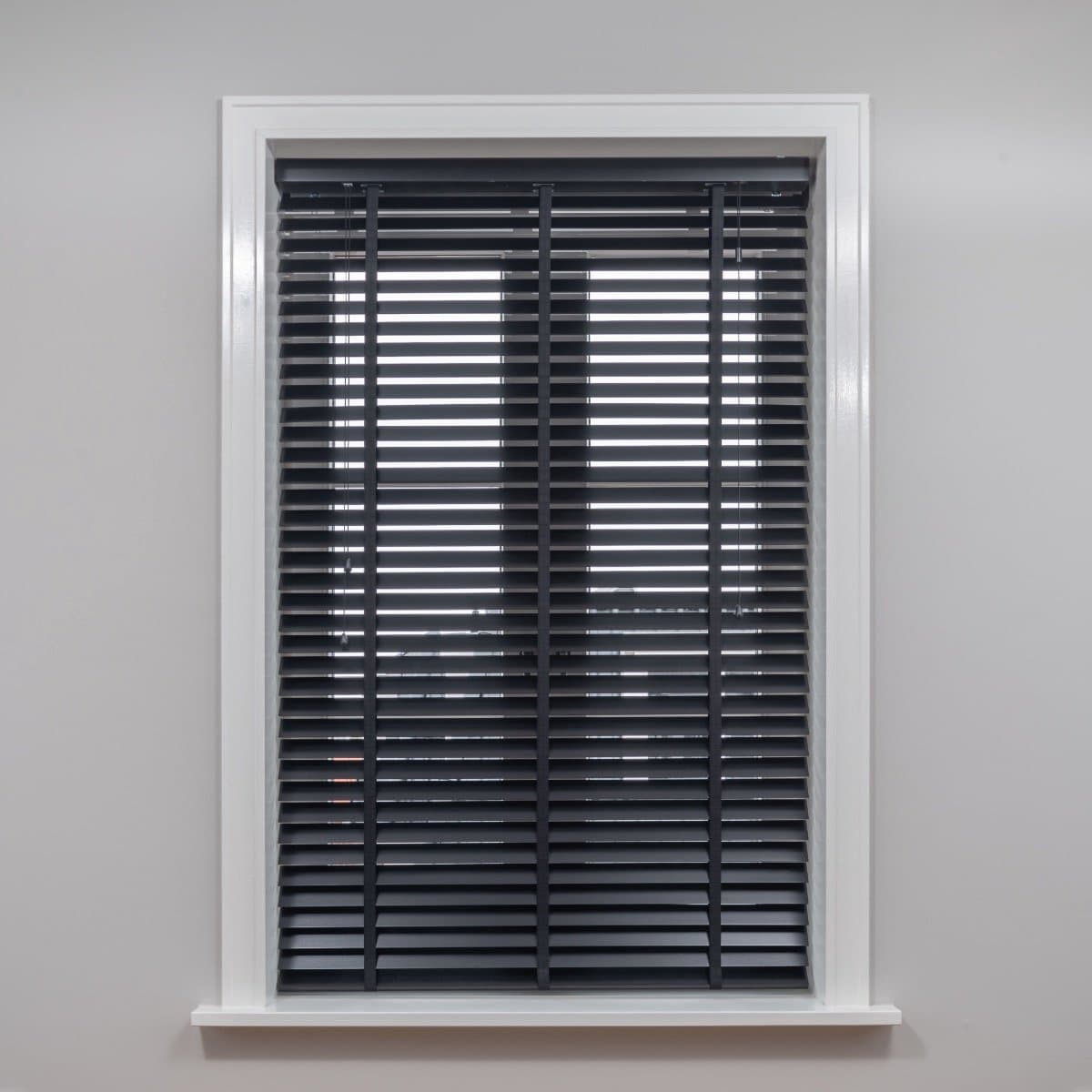 Dutchblinds® Houten Jaloezieën - 50mm - Zwart - 160 x 175 cm - Breedtematen van 40 t/m 300 cm