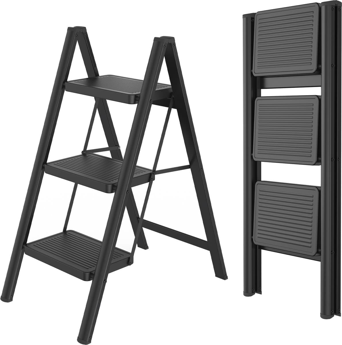 NAIZY Trapladder 3 Treden Inklapbare Ladder Vouwladder, Huishoudladder, Opstapje met 30x20cm Brede Treeplank tot 250KG Belastbaar, Zwart