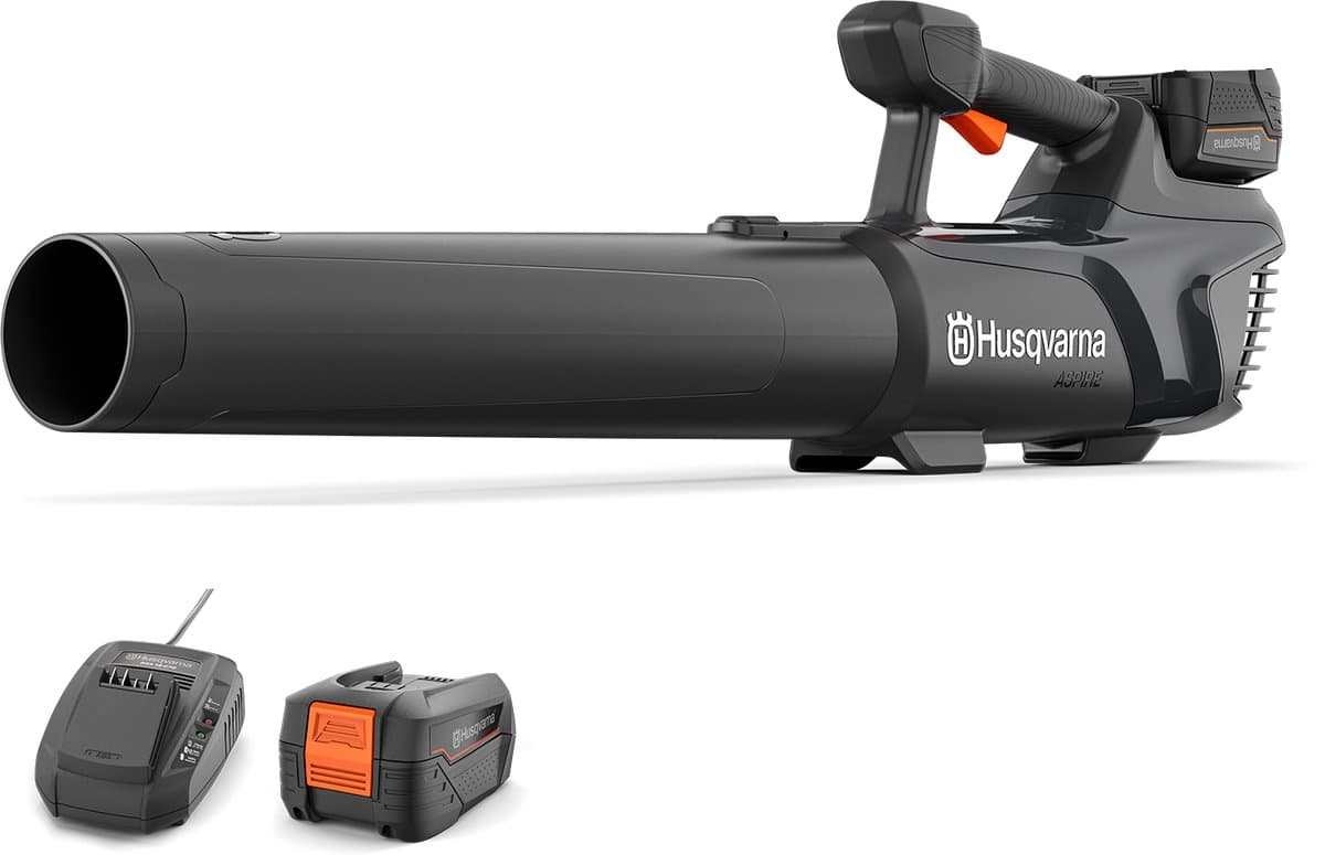 Husqvarna Aspire™ Bladblazer B8X-P4A met accu en lader