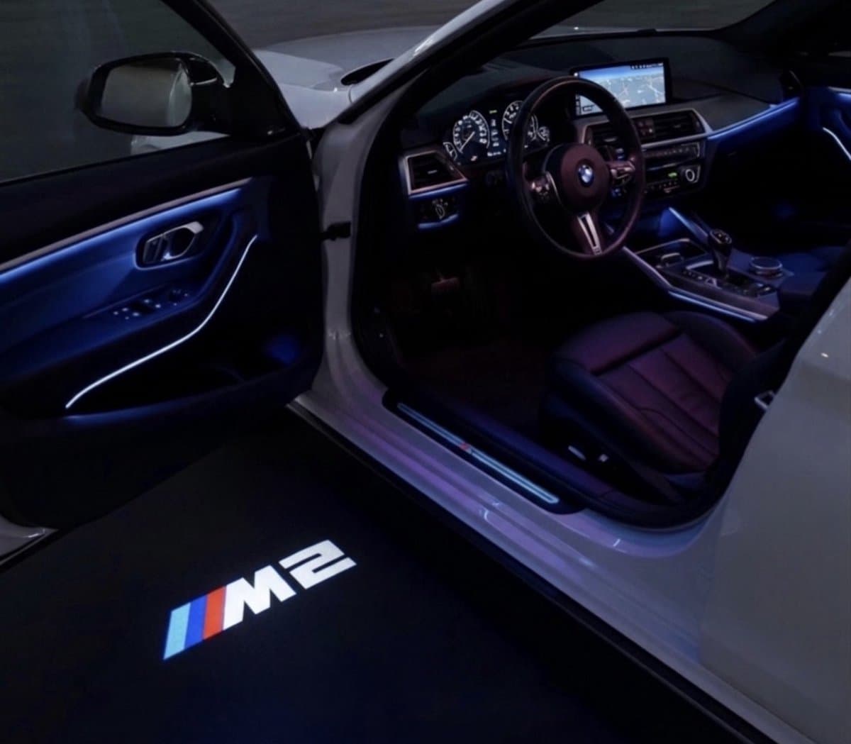 RD Customz® LED Deurverlichting geschikt voor BMW - M2 Logo Projector - Instapverlichting - Plug & Play