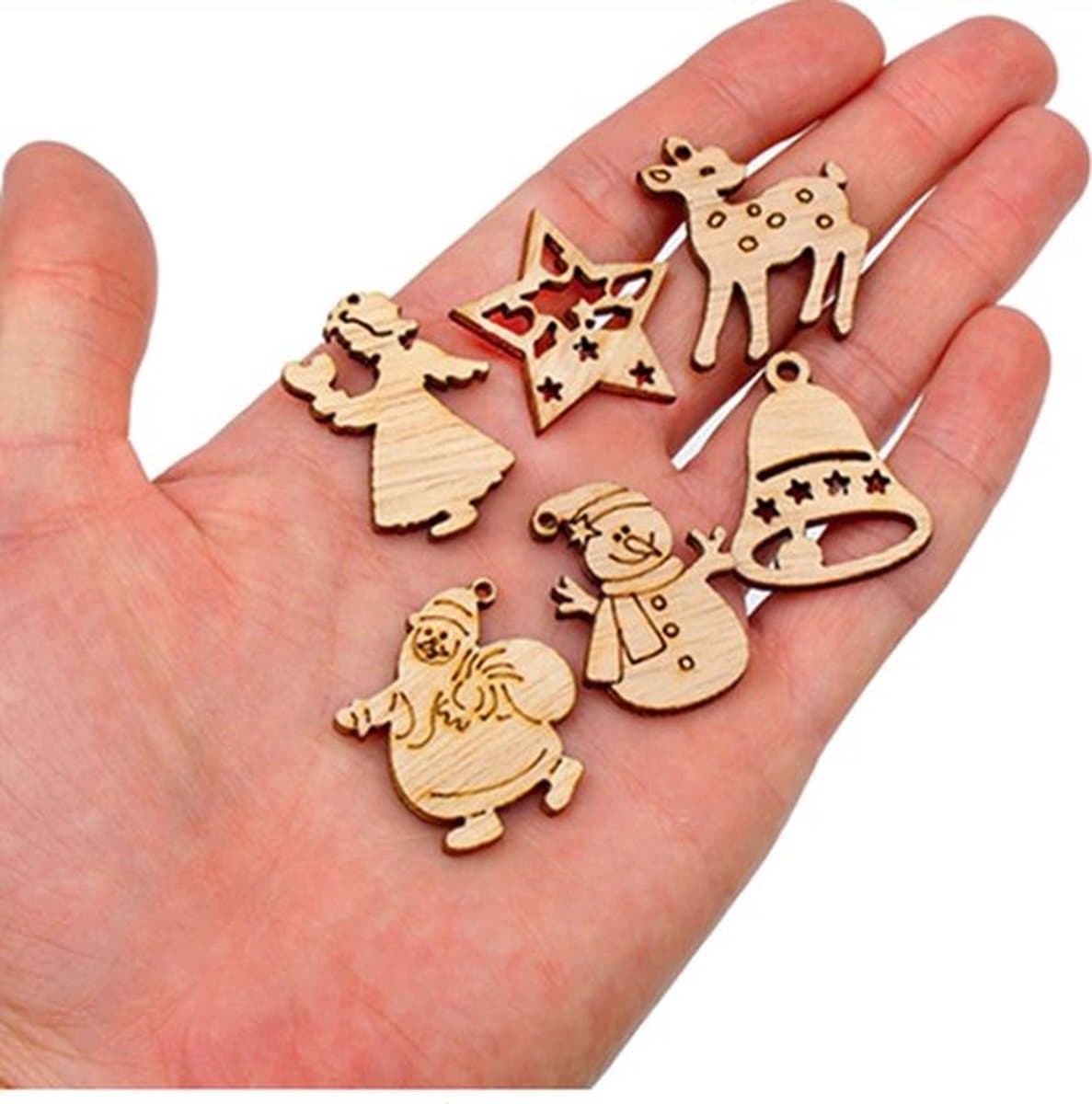 Kerstboomhangers -houten kerstboomhangers -scrapbooking -kerstornamenten -mini -kerstboom hanger hout -mini kerstboom hangers - Kerstboom Versiering - Set 50 stuks – Hout – kerstversiering – kerst - feestdagen